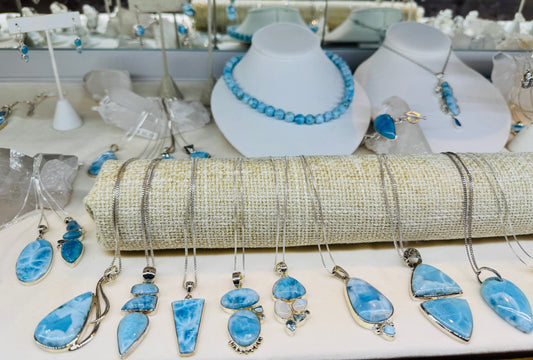 Your Complete Guide to Larimar: A Rare Gem on the Brink of Extinction