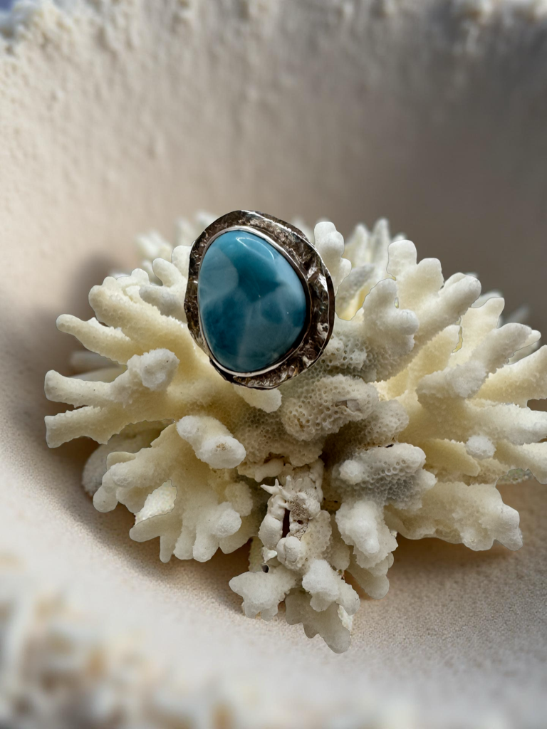The Return of the Blue Flame: Larimar Mines Reopen in the Dominican Republic
