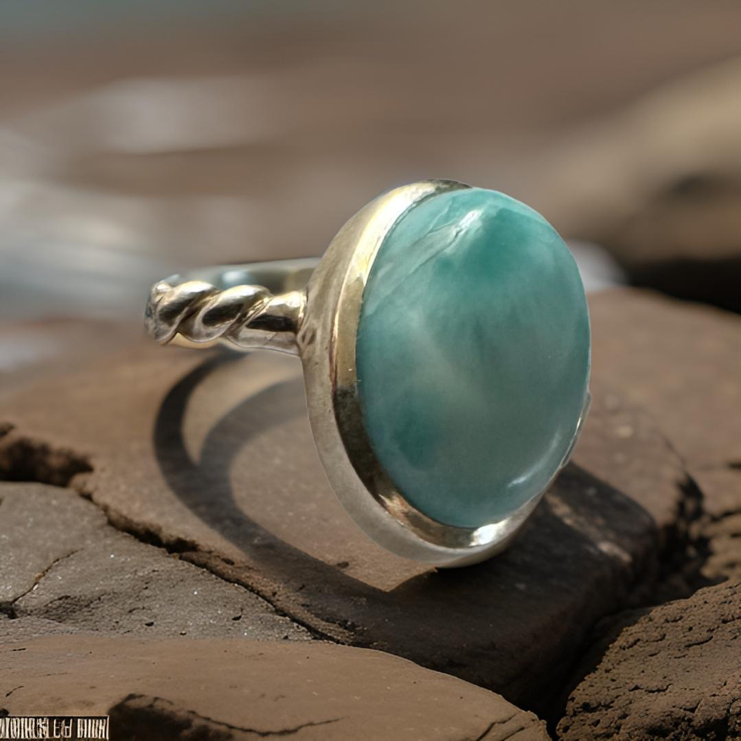 Twist of Tranquility – Larimar Statement Ring in Sterling Silver (Size 8)