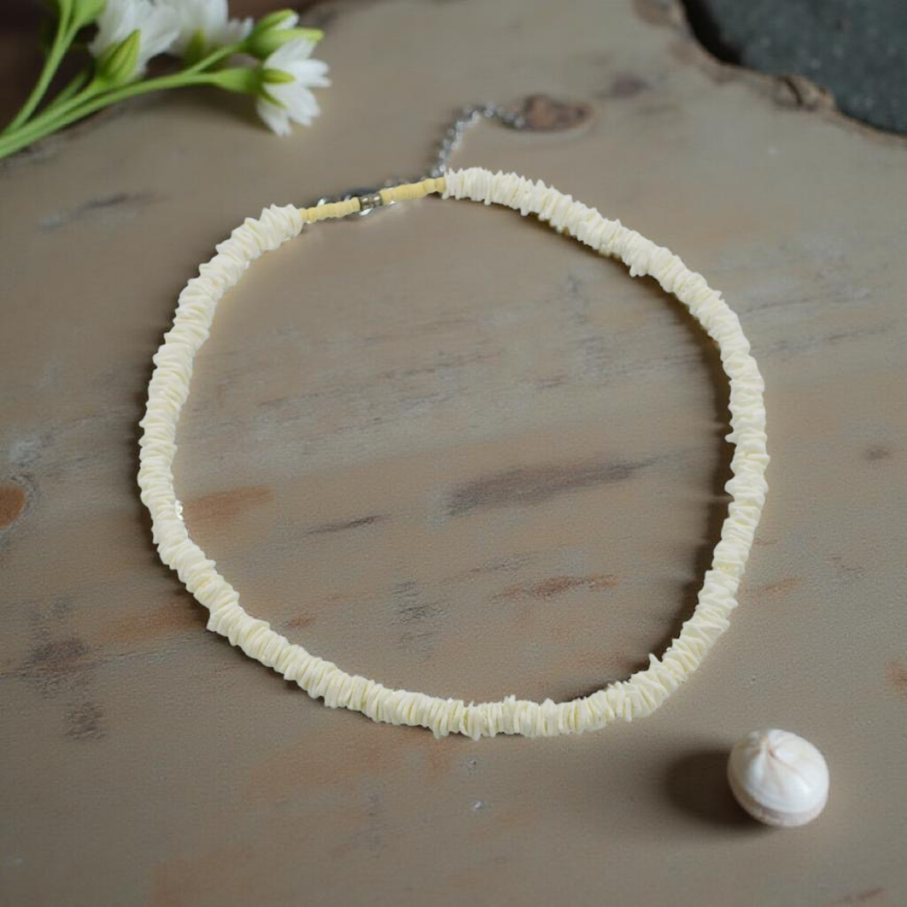 18" White Rose Clam Shell Necklace